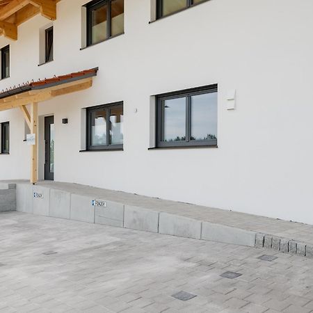 Fenjoy: Ferienapartment In Neubau / Balkon / Bbq Bernau am Chiemsee Extérieur photo
