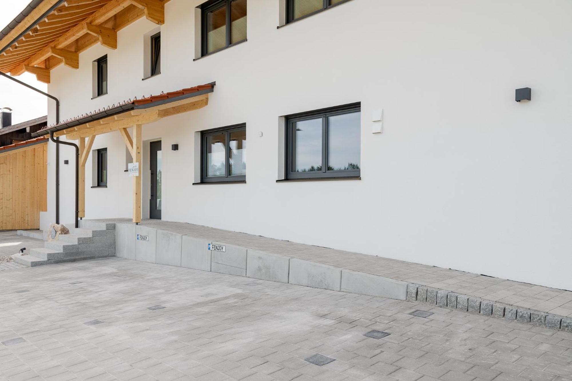 Fenjoy: Ferienapartment In Neubau / Balkon / Bbq Bernau am Chiemsee Extérieur photo