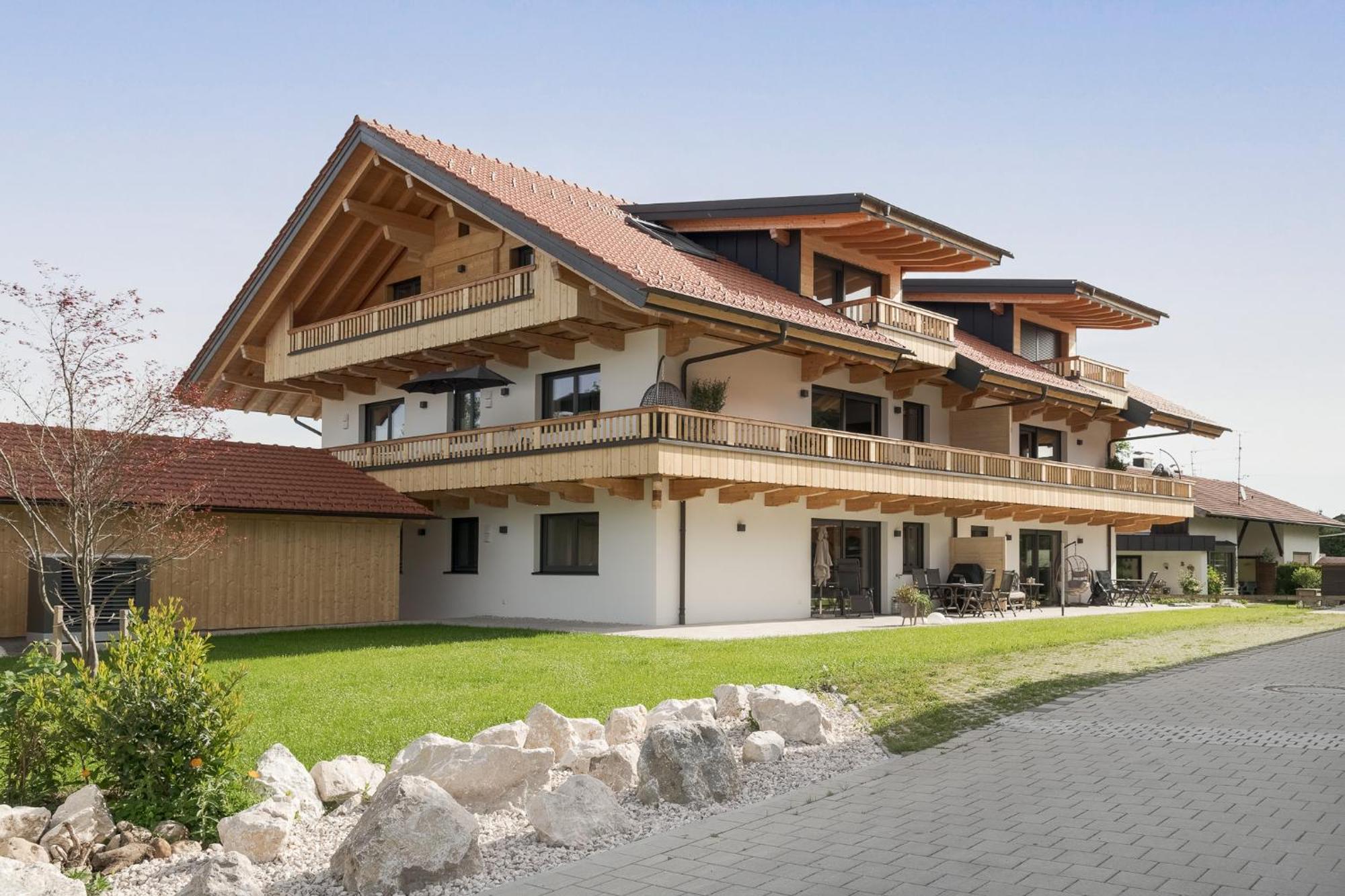 Fenjoy: Ferienapartment In Neubau / Balkon / Bbq Bernau am Chiemsee Extérieur photo
